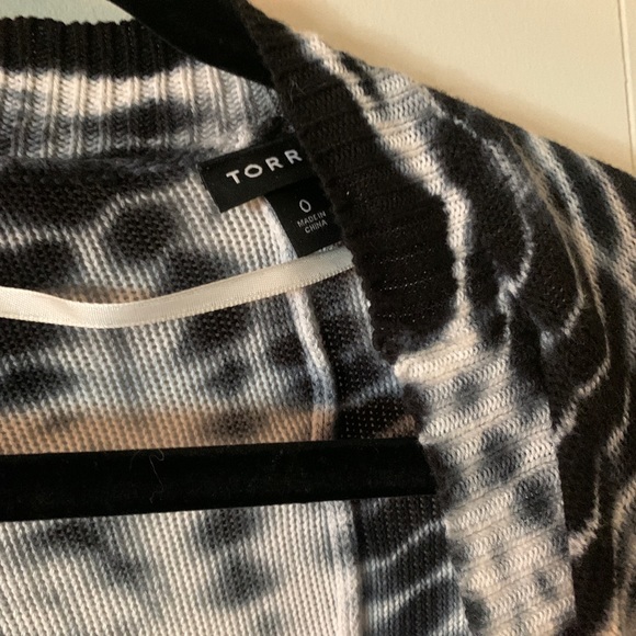 Torrid Plus Size 0X Blue/White Tie Dye Long Cardigan - Picture 2 of 4